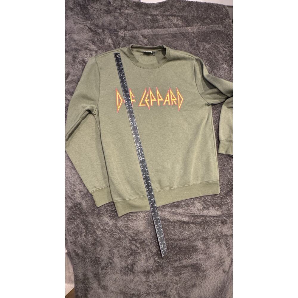 Def Leppard Merch Graphic Pullover Crewneck Sweatshirt Unisex Size Large 2 Sided - Picture 6 of 6
